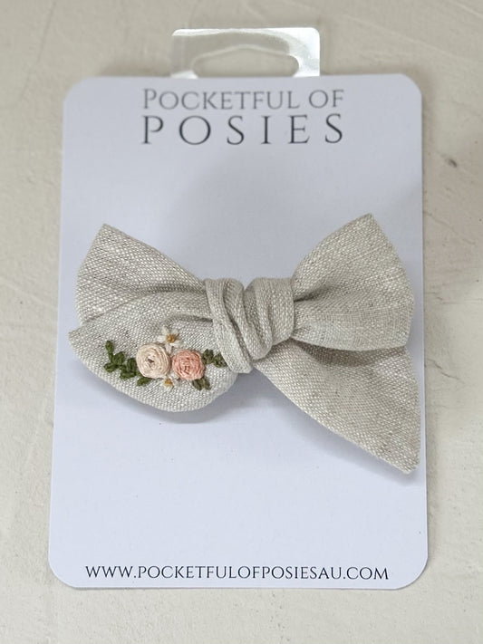 Stone Linen Evie Bow with Blush Pink roses and daisies