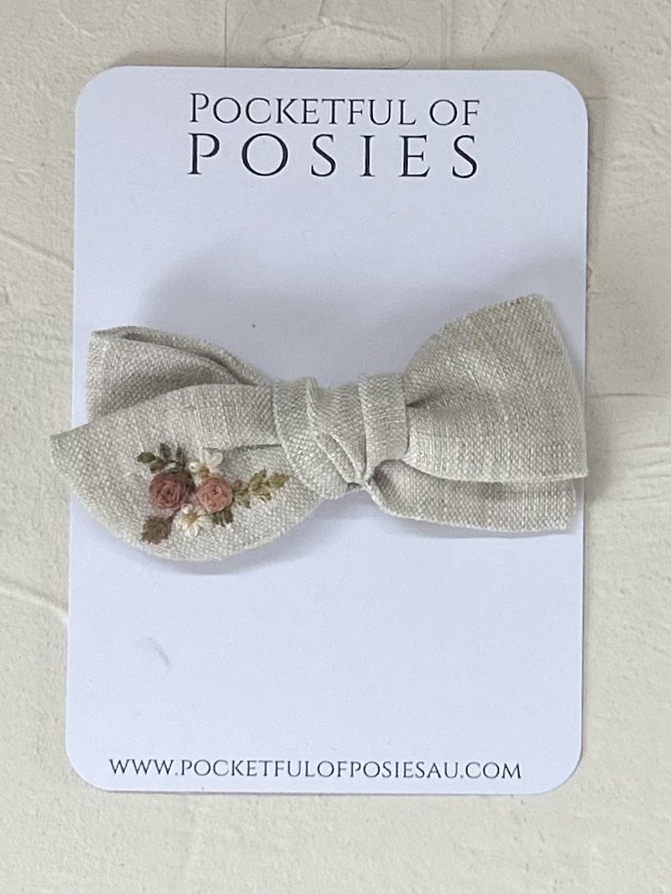 Stone Linen Evie Bow with Earthy Roses and Daisies